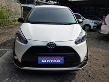 Toyota Sienta 1.5 E MPV MT TH 2017. CUMA DISINI SIENTA 2017 TDP HANYA 10JTAN