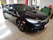 Honda New Civic 1.5 ES Turbo CVT AT 2016 Hitam Km Rendah Antik Prestige