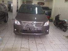 2012 Toyota Kijang Innova 2.0 V AT Credit Dp.35 juta