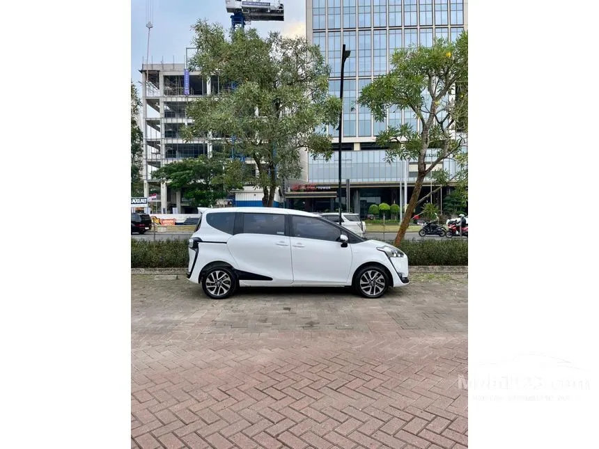 2019 Toyota Sienta V MPV