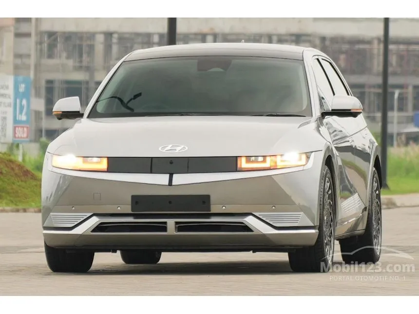2024 Hyundai IONIQ 5 Signature Long Range SUV