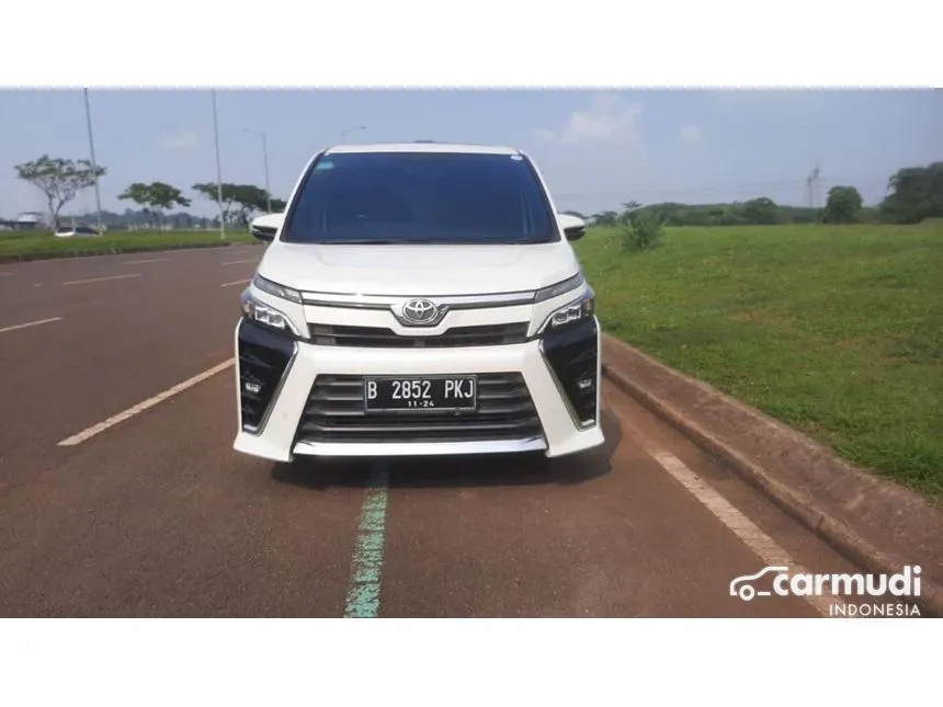 2019 Toyota Voxy Wagon