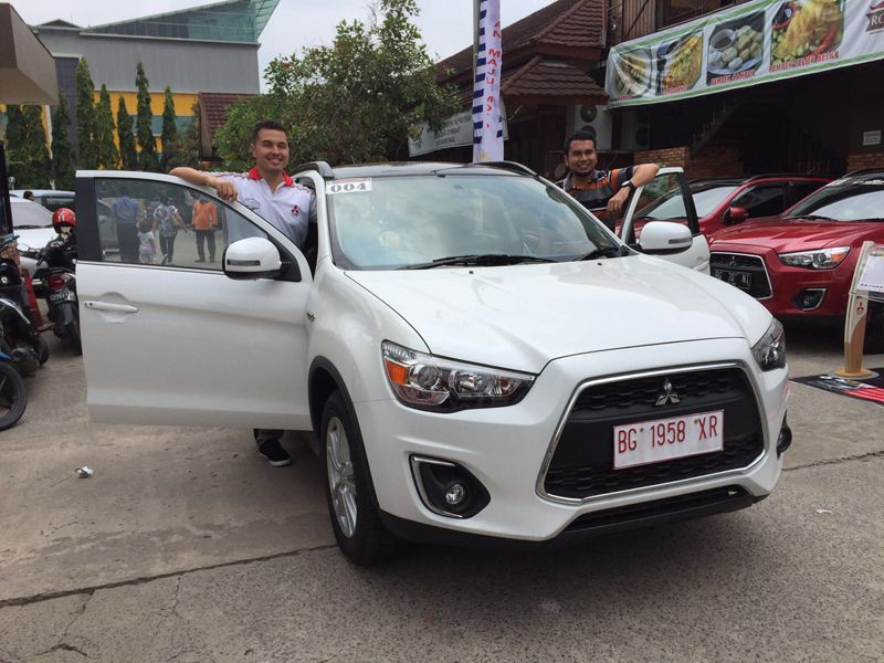 Rifat Sungkar: Mitsubishi Outlander Sport Titisan Lancer Evo