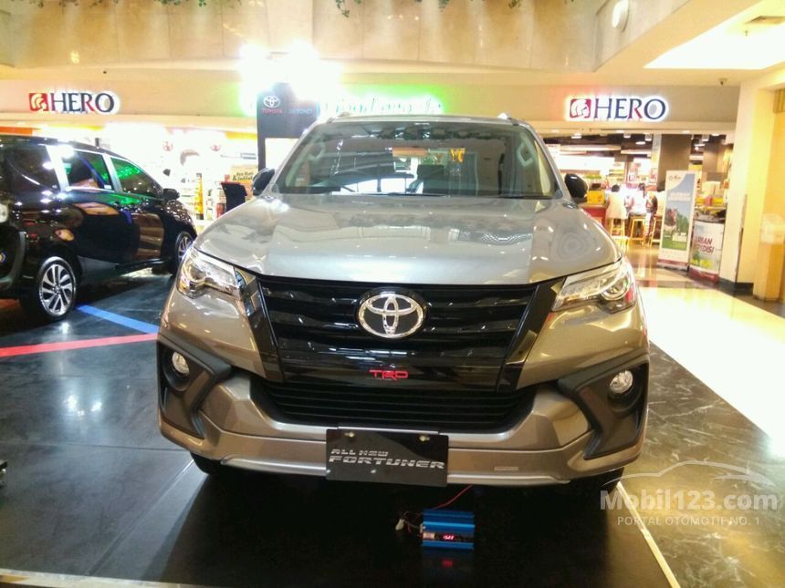 Jual Mobil  Toyota  Fortuner  2019 VRZ  2 4 di Banten 