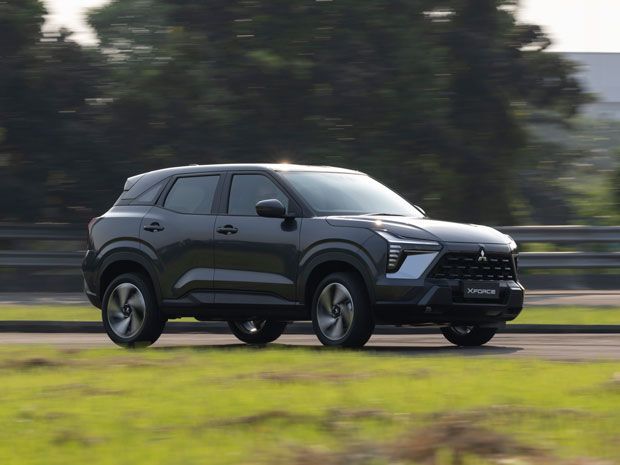 Keren! Mitsubishi XForce Punya Tombol ‘D Sport’ yang Bikin Performa Meningkat