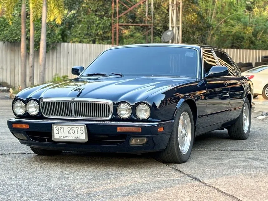1995 Jaguar SOVEREIGN Sedan