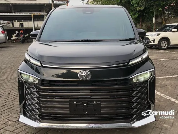 Jual Toyota Voxy (Premium Color) Baru Harga Terbaik | Carmudi