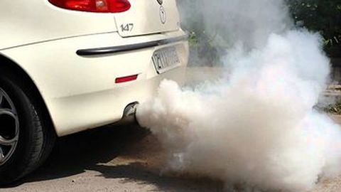 Kenali Warna Asap Knalpot Mobil Anda