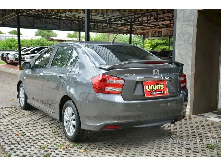 2013 Honda City V Sedan