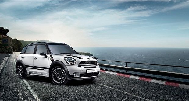 MINI Crossover Highlands Edition Debuts As Special Countryman For