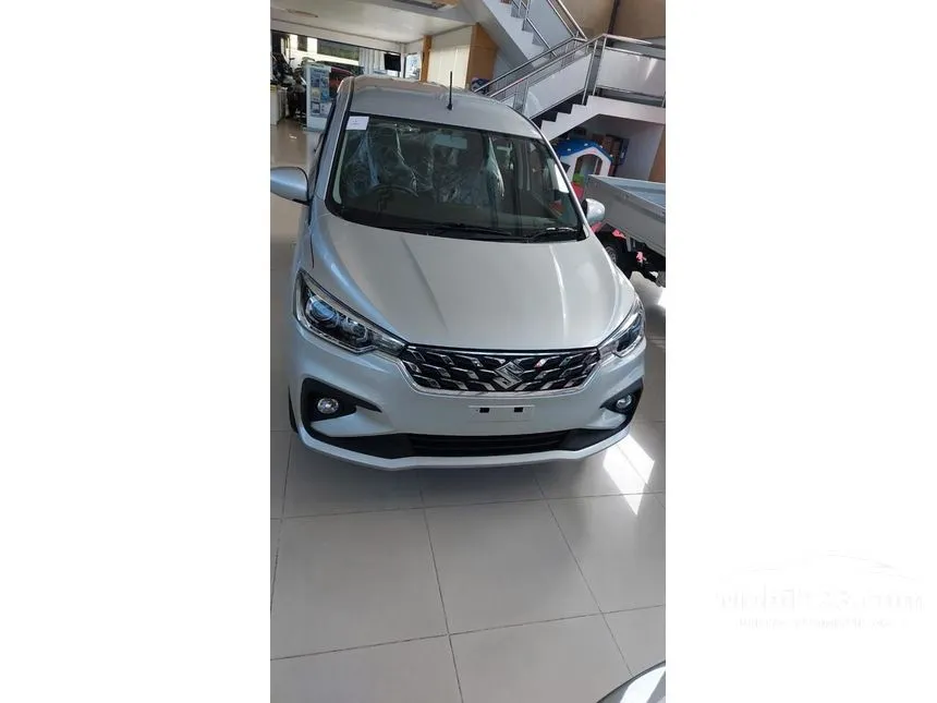 Jual Mobil Suzuki Ertiga 2024 GL 1.5 di Jawa Barat Automatic MPV Silver Rp 214.000.000