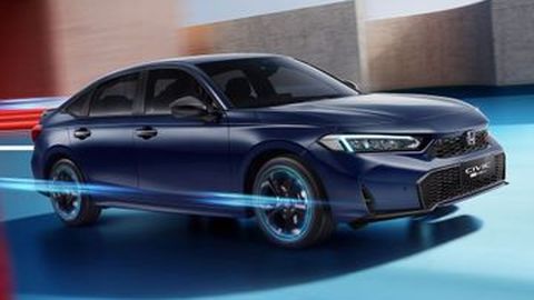 Satu dari Tiga Mobil Hybrid Baru Honda Terungkap! New Civic RS e:HEV Dijual Rp699 Juta