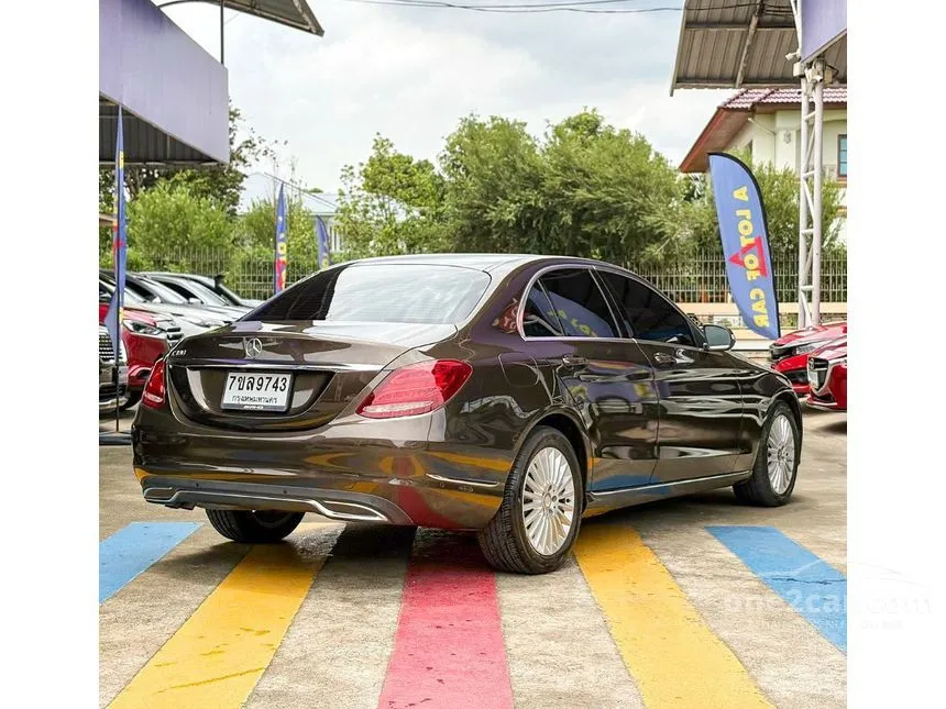 2015 Mercedes-Benz C180 Sedan