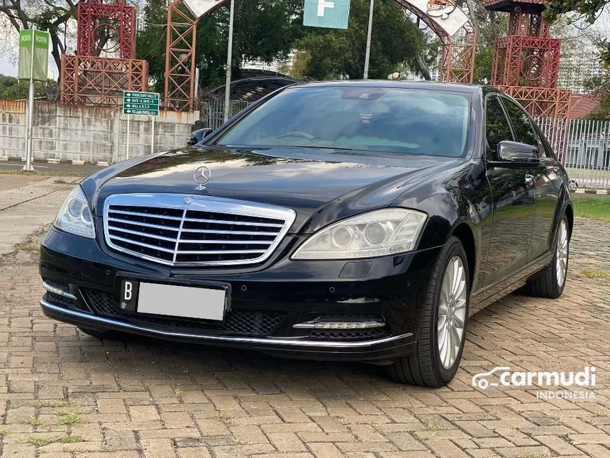 2011 Mercedes-Benz S300 L Solitaire Sedan