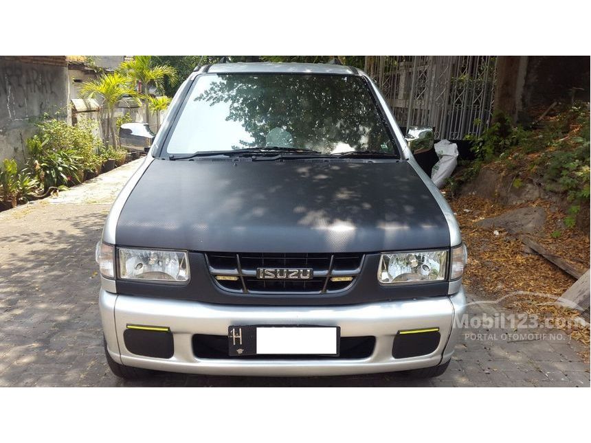 Jual Mobil  Isuzu  Panther  2003 LM 2 5 di Jawa  Tengah  Manual 