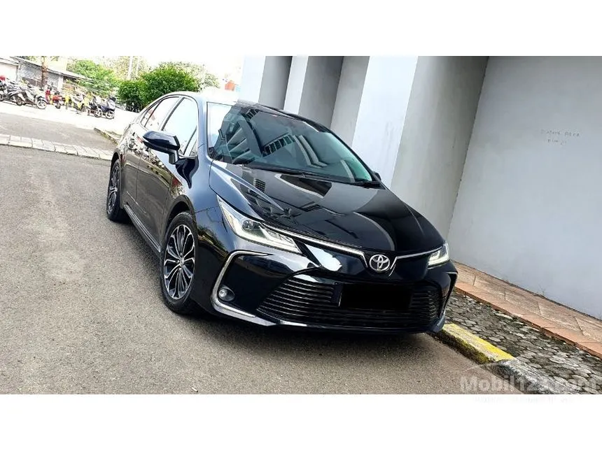 2023 Toyota Corolla Altis V Sedan