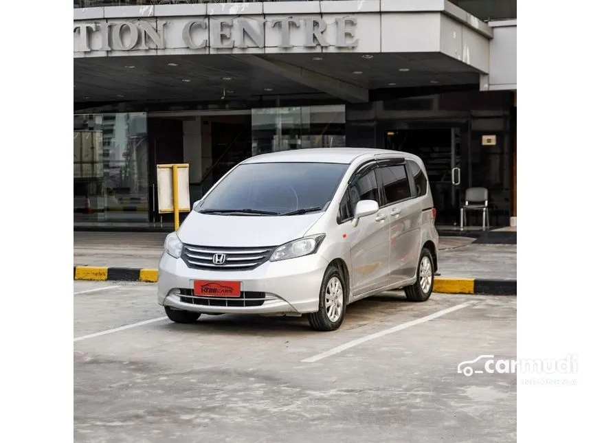 Jual Mobil Honda Freed 2009 1.5 1.5 di Banten Automatic MPV Silver Rp 109.000.000
