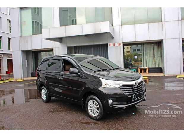 Daihatsu Xenia Mobil bekas dijual di Dki-jakarta Indonesia - Dari 253 