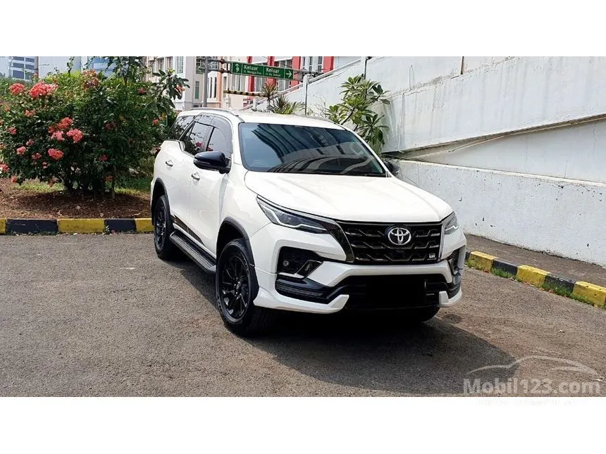 2023 Toyota Fortuner GR Sport SUV