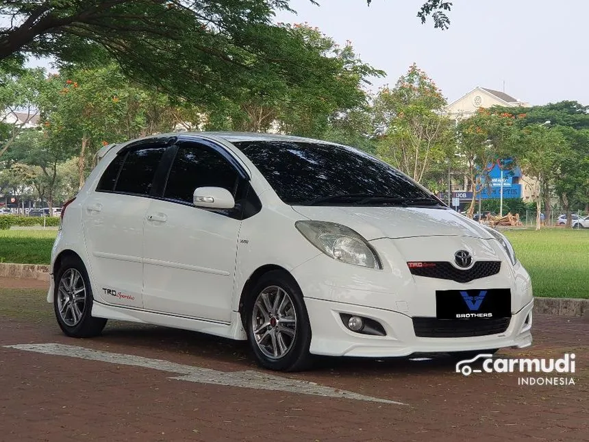 2012 Toyota Yaris S Hatchback