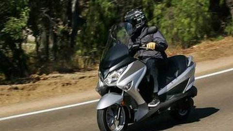 Suzuki Siapkan Kejutan untuk Tantang Yamaha N-Max