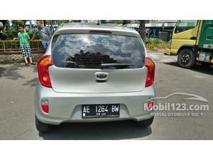 KIA Mobil bekas dijual di Jawa-timur Indonesia - Dari 