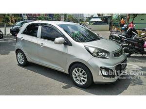 KIA Mobil Bekas Baru dijual di Surabaya Jawa-timur 