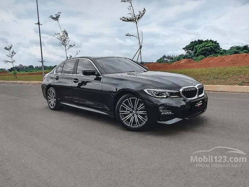 Jual Mobil BMW 330i 2019 M Sport 2.0 di DKI Jakarta Automatic Sedan Hitam Rp 675.000.000