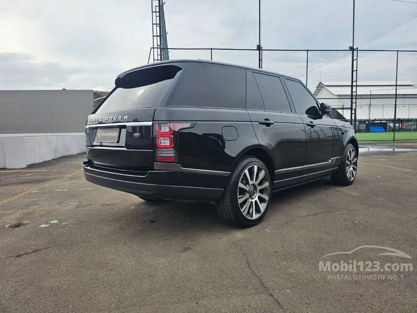 2013 Land Rover Range Rover Vogue SUV
