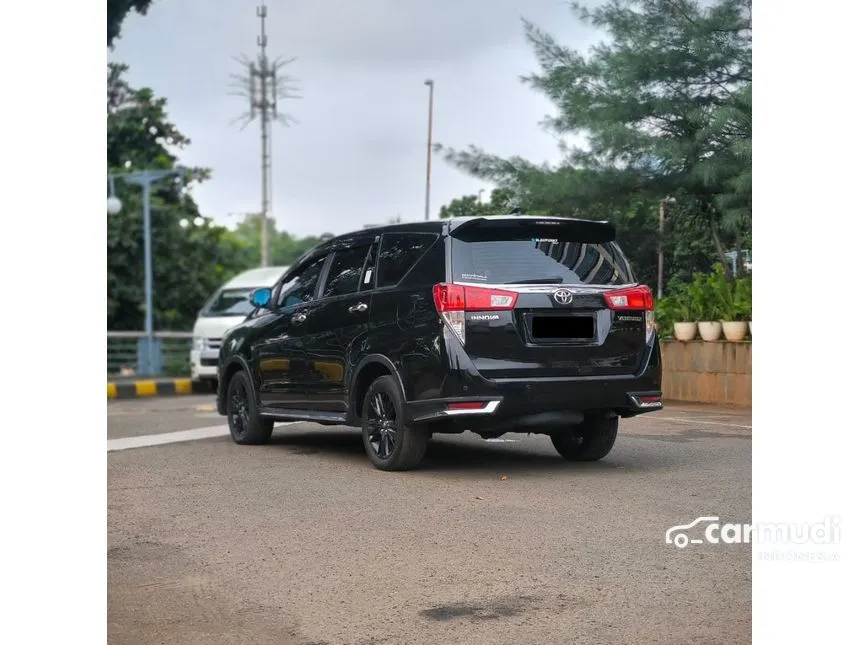 2018 Toyota Kijang Innova Venturer MPV