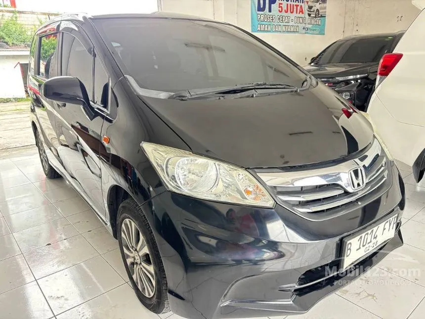 2012 Honda Freed S MPV
