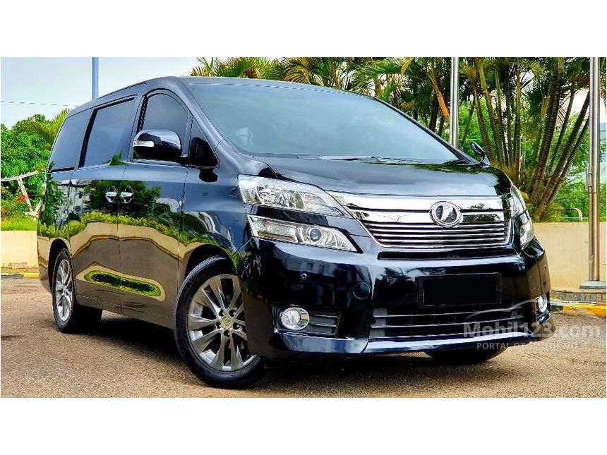 Toyota vellfire 2012