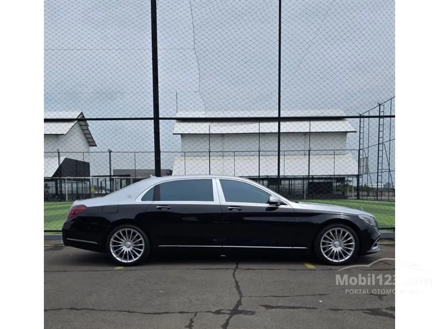 2018 Mercedes-Benz Mercedes-Maybach S560 Sedan
