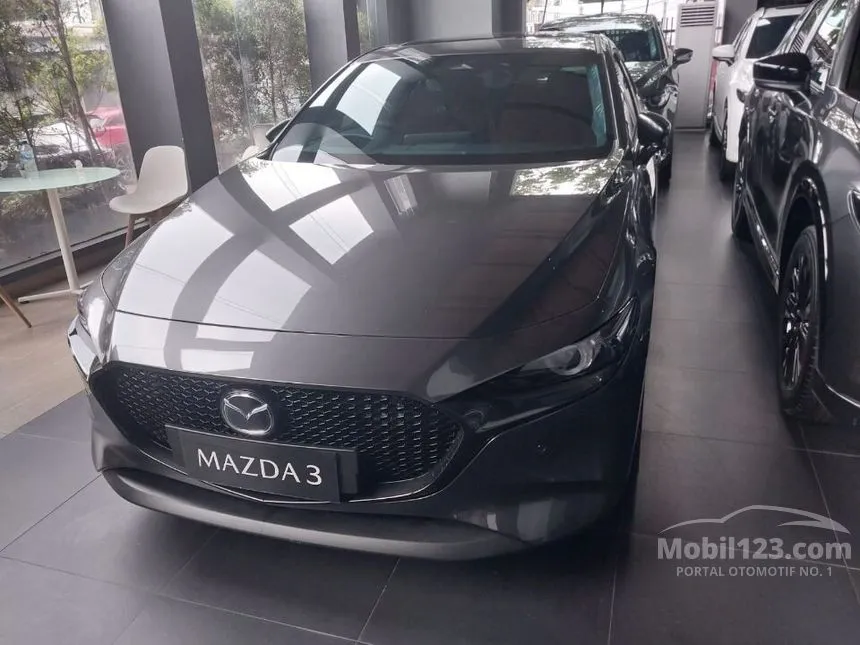 Jual Mobil Mazda 3 2024 SKYACTIV