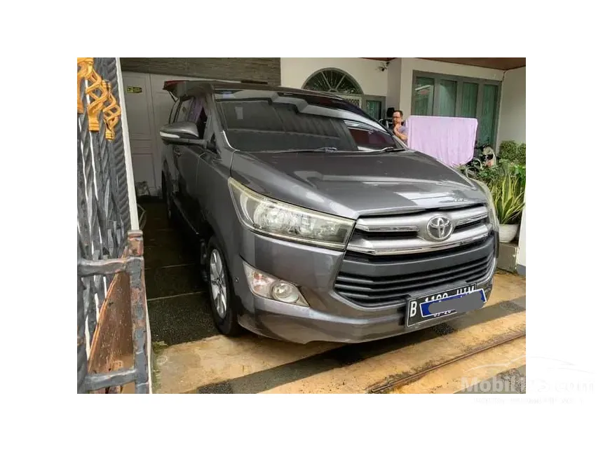 2016 Toyota Kijang Innova V MPV