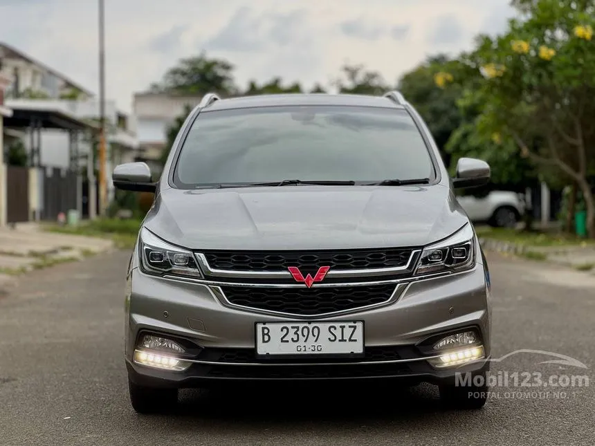 Jual Mobil Wuling Cortez 2019 CT C Lux+ 1.5 di Banten Automatic MPV Abu