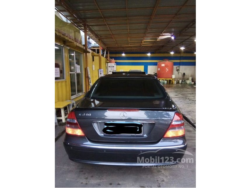 Jual Mobil Mercedes-Benz E240 2005 W211 2.6 di DKI Jakarta 