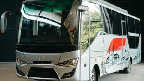 Bersama DCVI, Karoseri Laksana Permak Mercedes-Benz OF 917