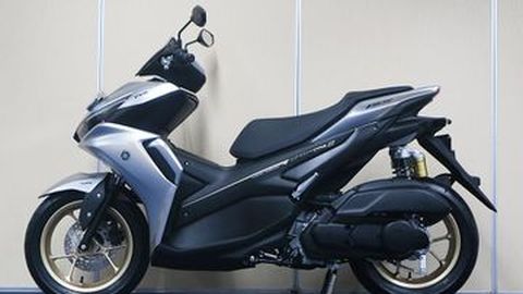 Tiga Alasan Yamaha Aerox Tidak Pakai Rem Belakang Cakram