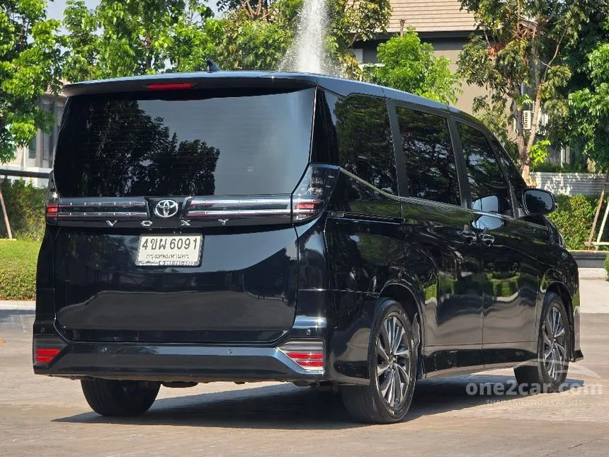 2023 Toyota VOXY SZ Van