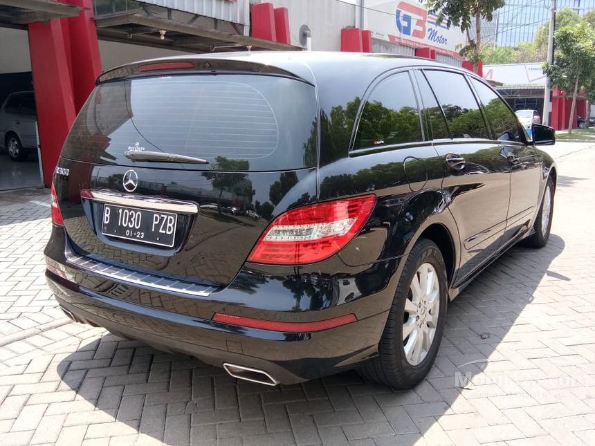 Jual Mobil Mercedes Benz R300 L 2011 Family 3 0 di Jawa 