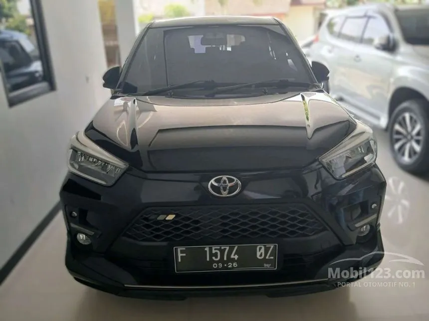 Jual Mobil Toyota Raize 2021 GR Sport TSS (2 Tone) 1.0 di Jawa Barat Automatic SUV Hitam Rp 211.000.000