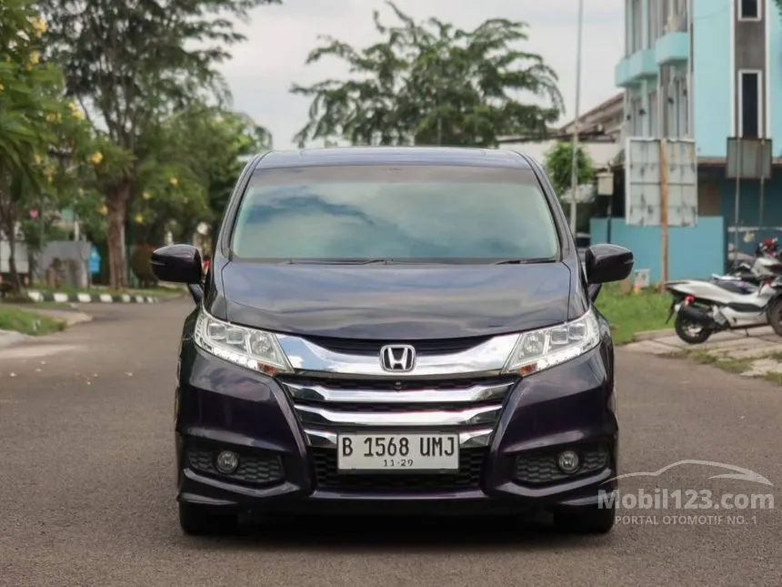 Jual Mobil Honda Odyssey 2014 Prestige 2.4 2.4 di Banten Automatic MPV Ungu Rp 240.000.000