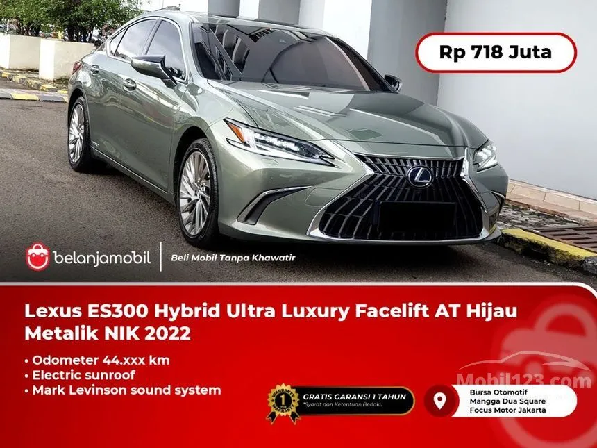 Jual Mobil Lexus ES 300h 2022 Ultra Luxury 2.5 di DKI Jakarta Automatic Sedan Hijau Rp 718.000.000