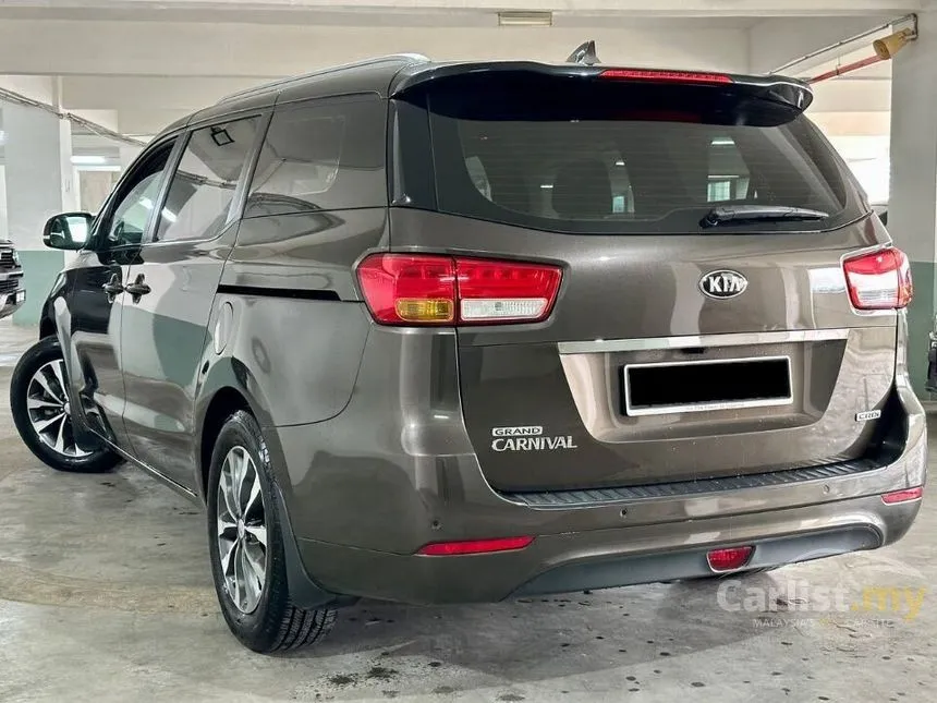 2017 Kia Grand Carnival EX CRDi MPV