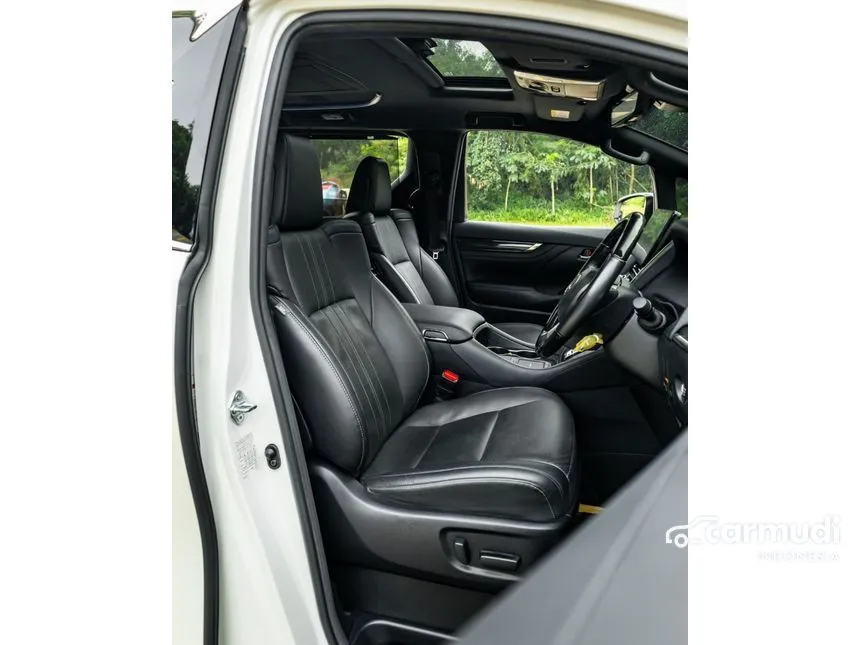 2021 Lexus LM 350 7 Seater MPV