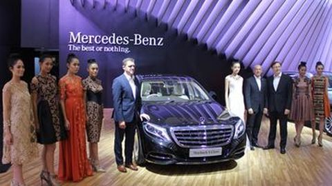 Mercedes-Benz Luncurkan 4 Mobil Sekaligus