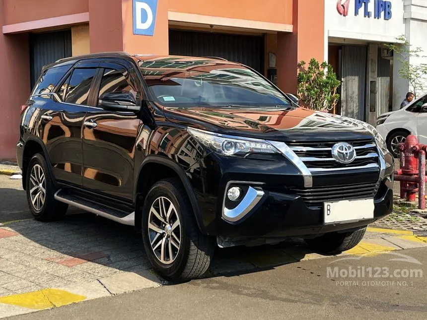 Jual Mobil Toyota Fortuner 2017 VRZ 2.4 di DKI Jakarta Automatic SUV Hitam Rp 358.000.000