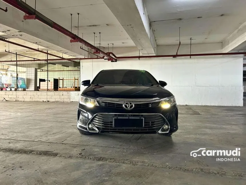 2016 Toyota Camry V Sedan