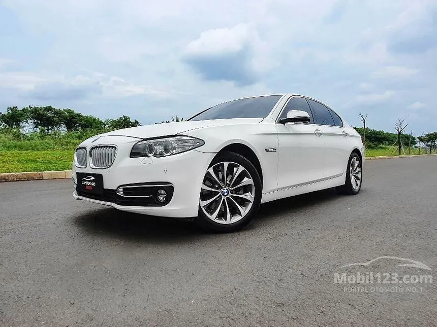 Jual Mobil BMW 520i 2014 Modern 2.0 di Banten Automatic Sedan Putih Rp 358.000.000